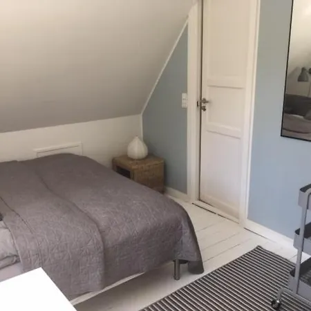 Pansiyon Med Private Vaerelser Og Delt Kokken/badrum, Sj Viby